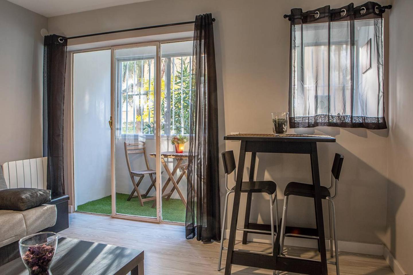 Lovely 3 Bedroom Apartment Next To Fuencarral Madrid Ngoại thất bức ảnh